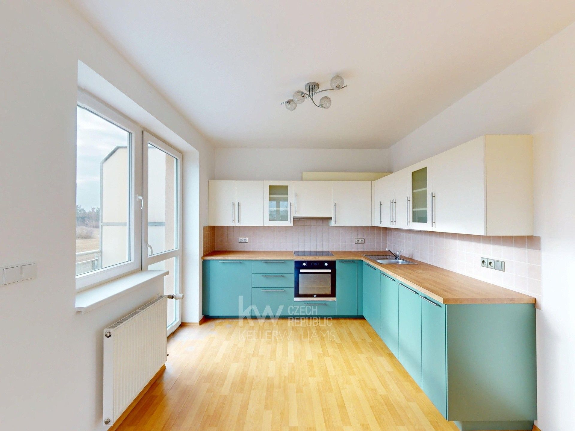 3+kk, Nad Dalejským údolím, Praha, 90 m²