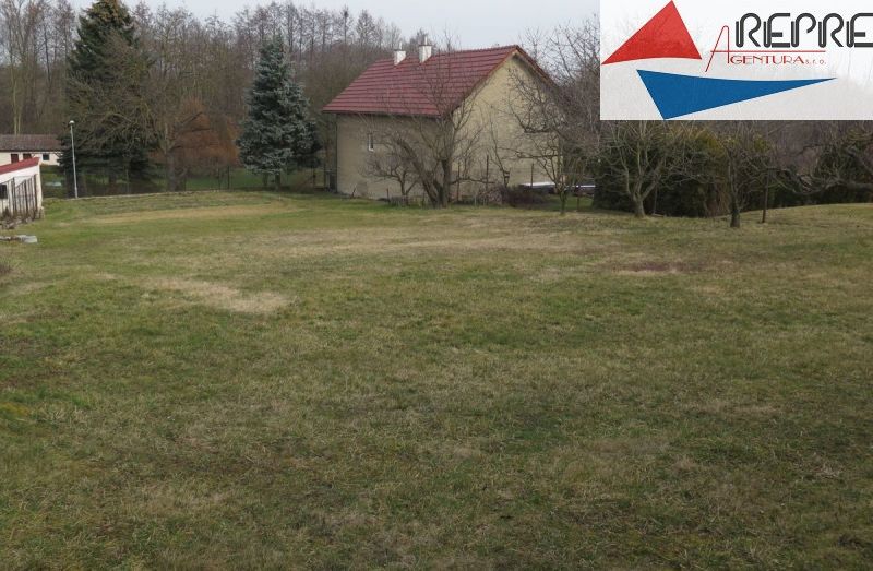 Prodej pozemek pro bydlení - Straškov-Vodochody, 1 050 m²