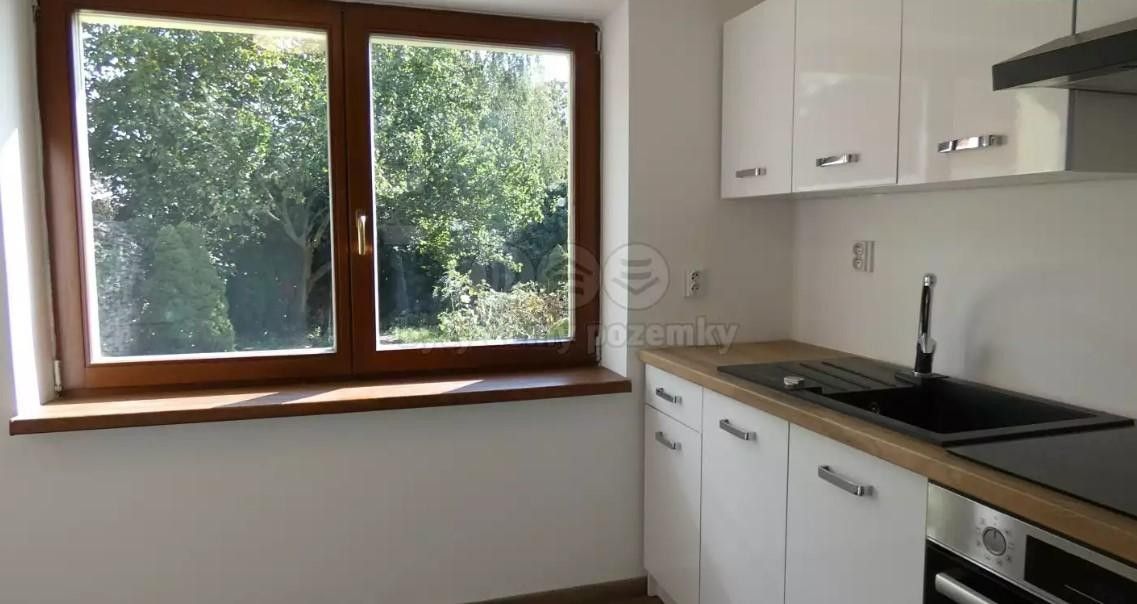 3+1, Masarykovo náměstí, Týnec nad Labem, 72 m²