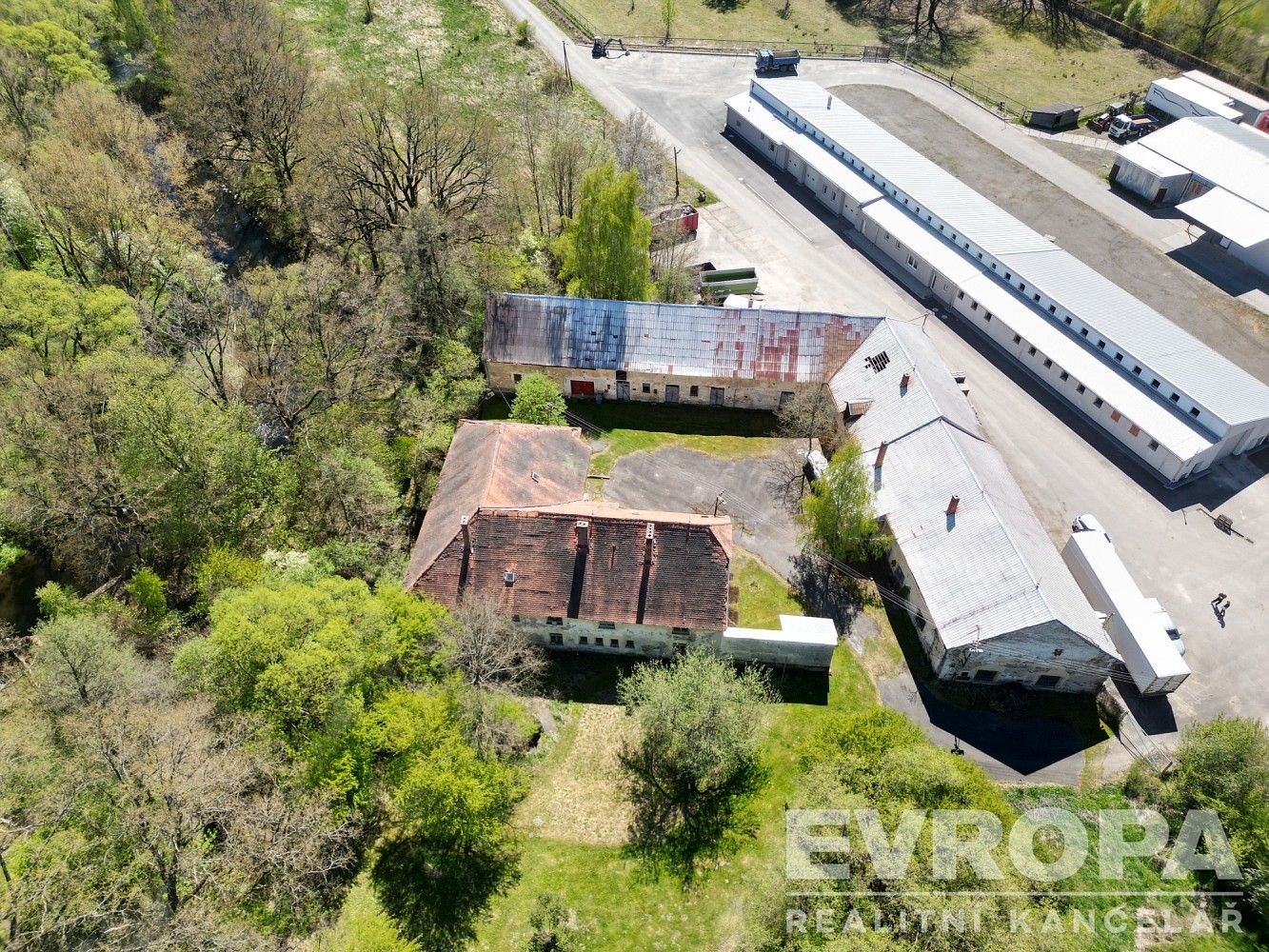 Chalupa · 2 052 m² · Bavorov - Svinětice, okres Strakonice, Jihočeský kraj - 4