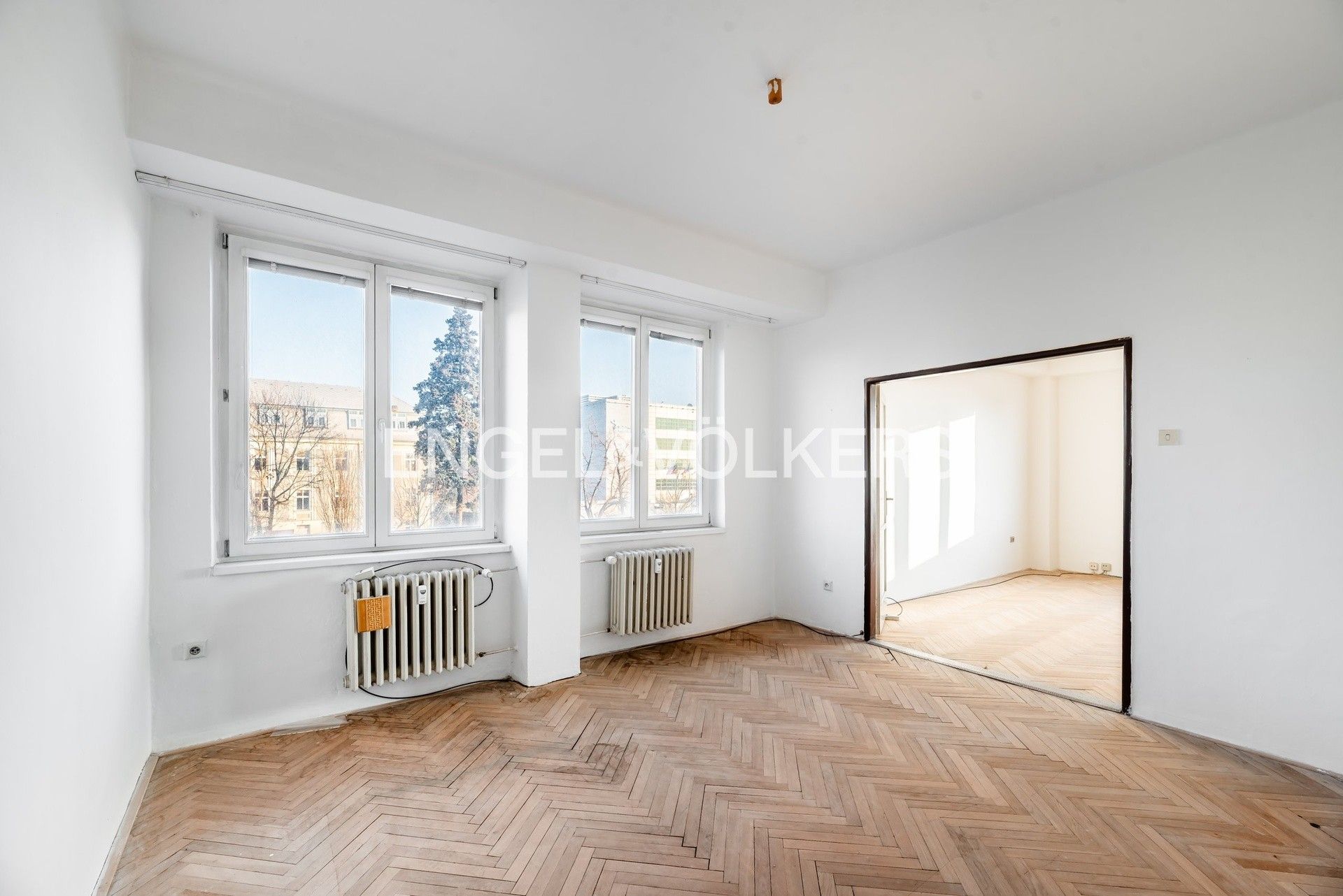 2+1, Hollarovo náměstí 1998, Praha, 58 m²