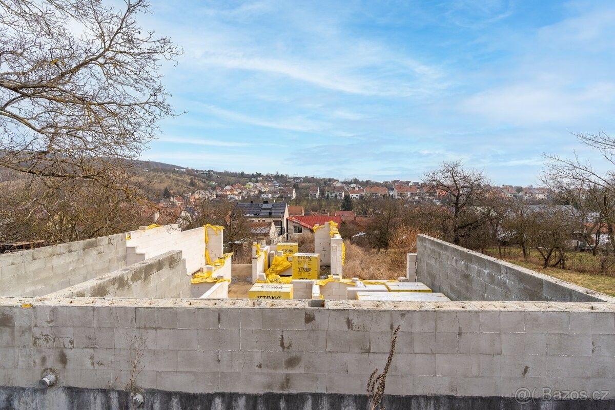 Prodej pozemek pro bydlení - Vlčnov, 687 61