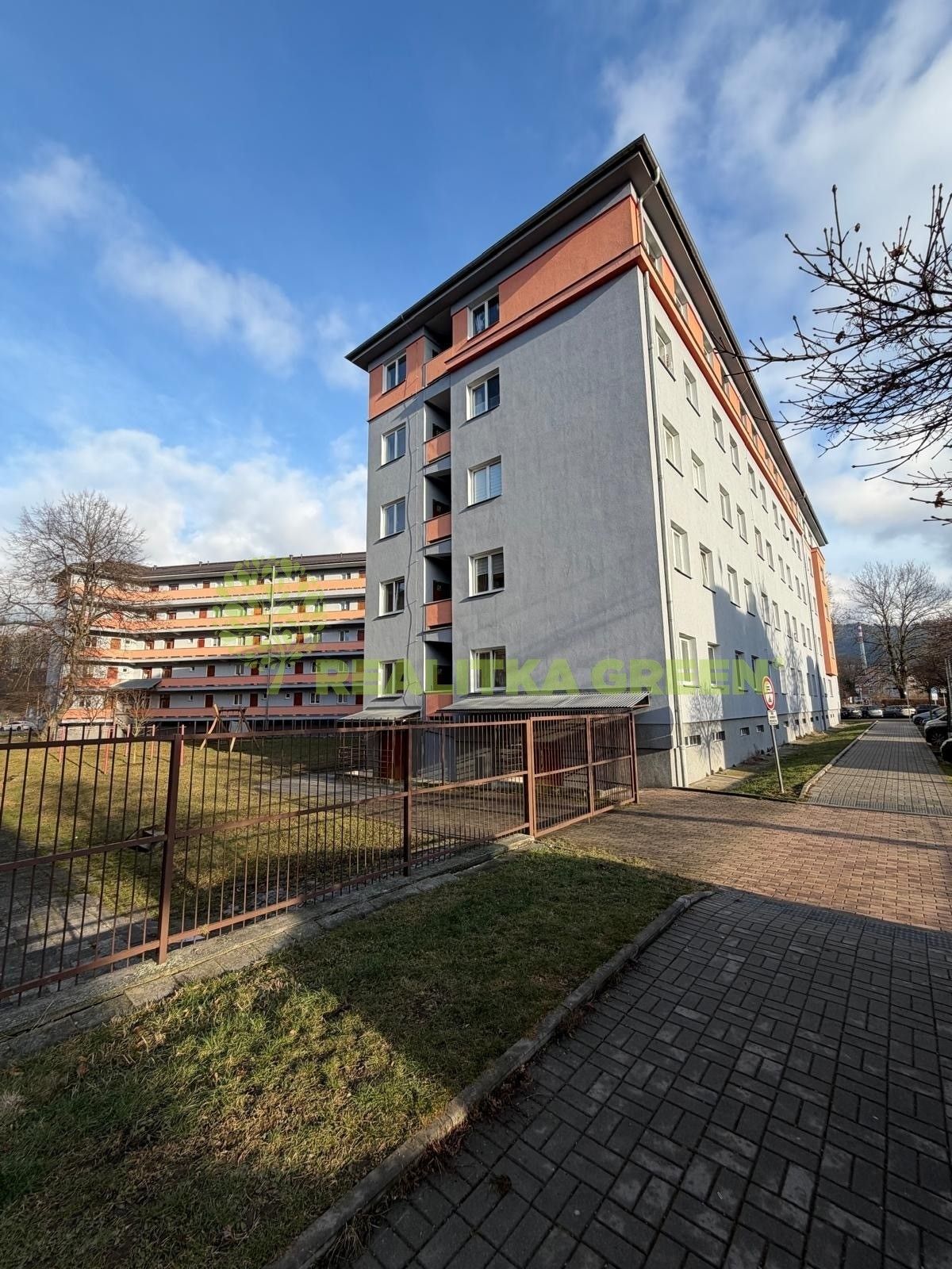 Pronájem byt 2+1 - Sušilova, Vsetín, 32 m²