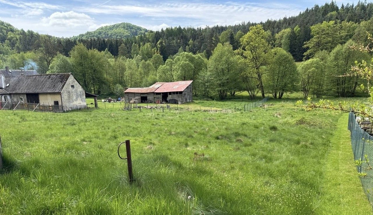 Prodej pozemek pro bydlení - Dolní, Prysk, 1 m²