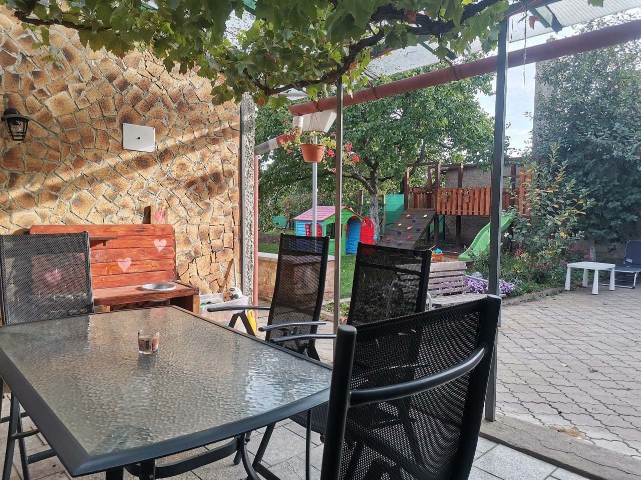 Chaty, Perná - Perná, Jihomoravský kraj - 1