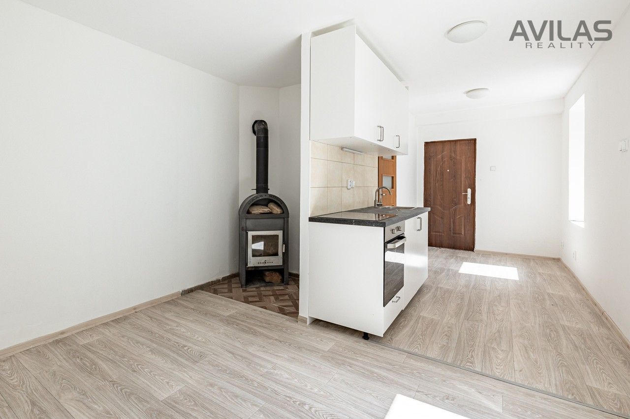Byt · 27 m² · Roudný, Zvěstov - 3