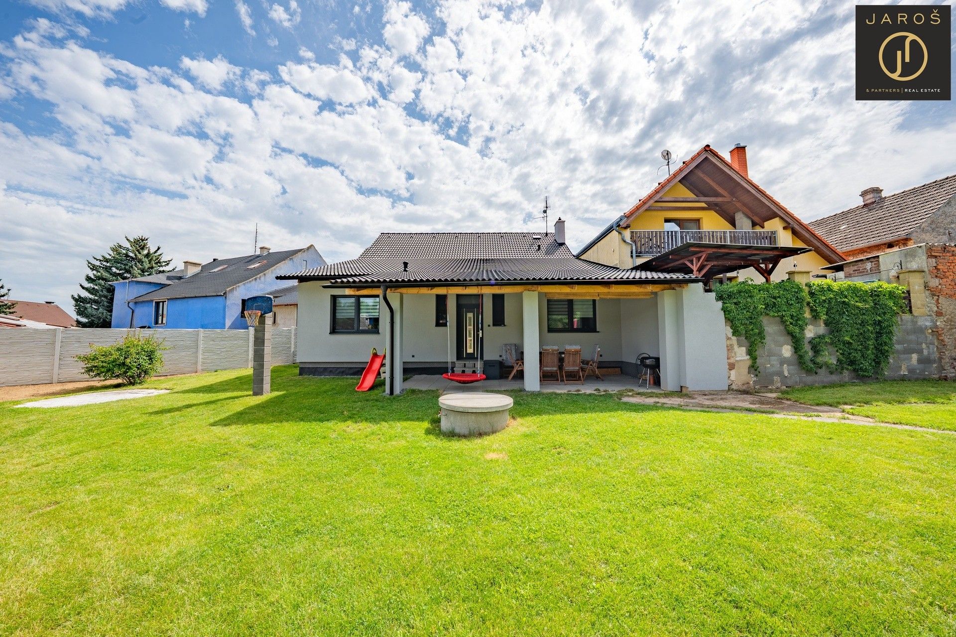 Prodej rodinný dům - Tuchlovice, 129 m²