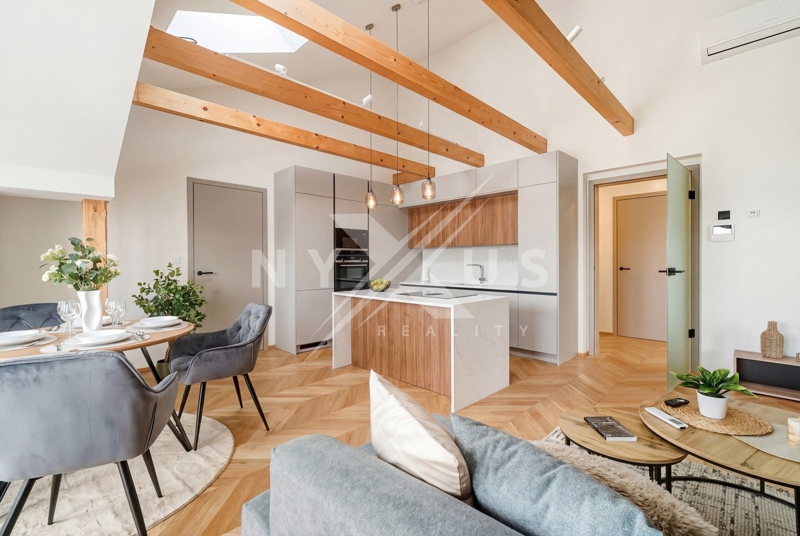 Prodej byt 4+kk - K Havlínu, Praha, 104 m²