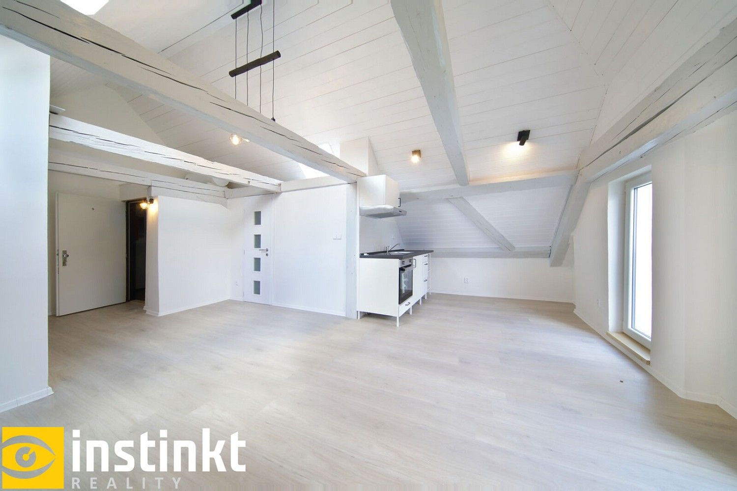 Pronájem byt 1+kk - Strážov, okres Klatovy, 39 m² - 5