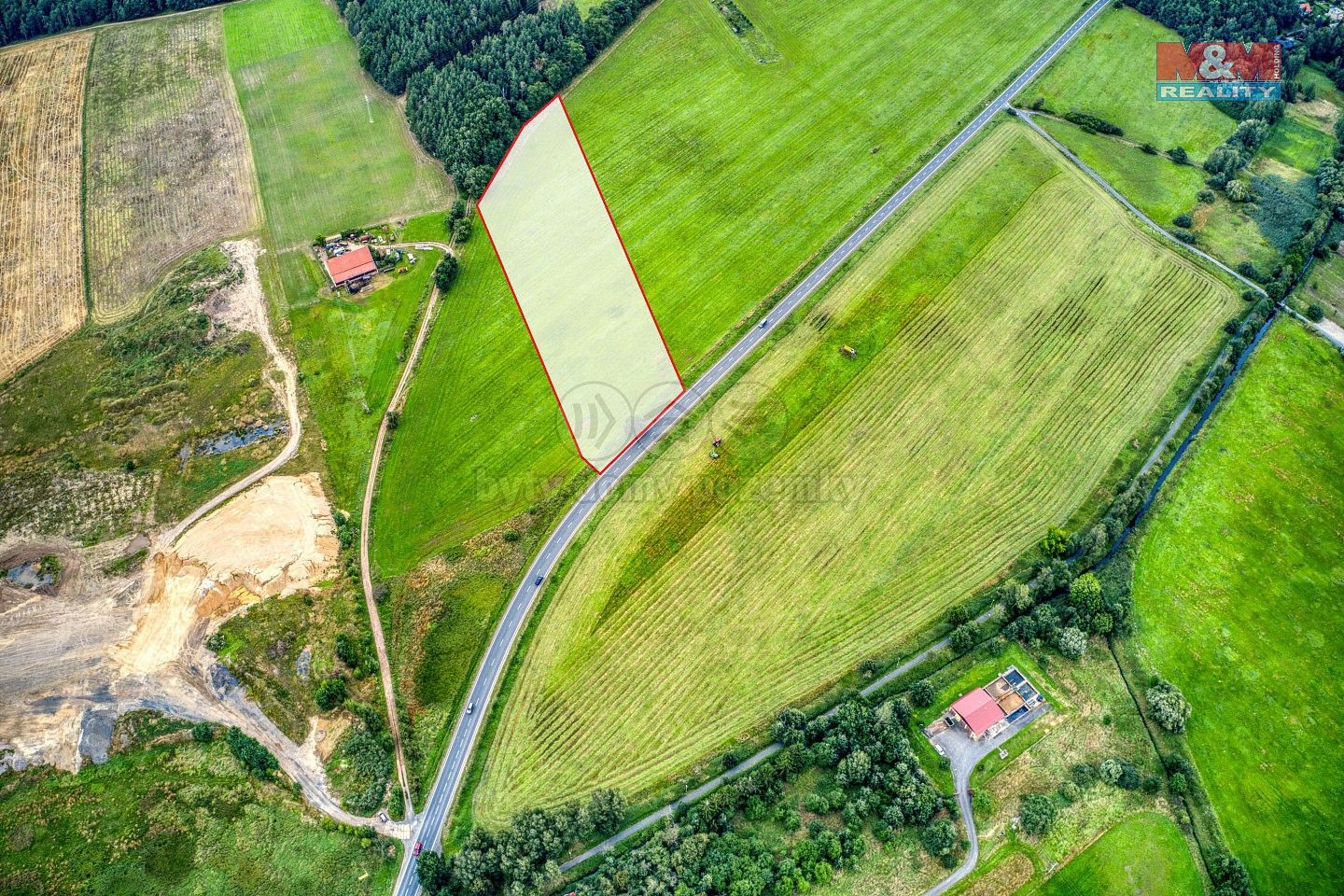 Komerční pozemek, 9 925 m²