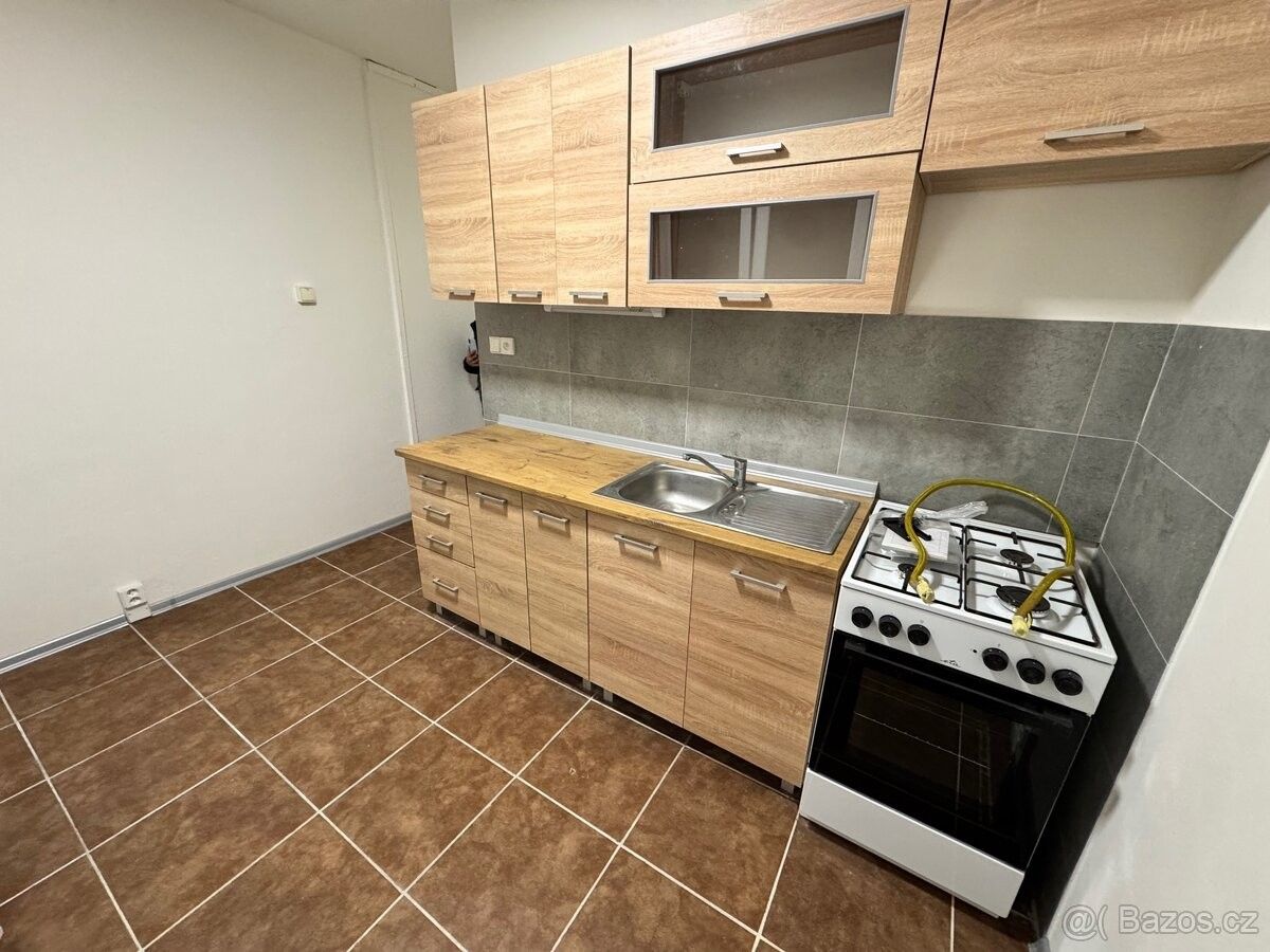 Pronájem byt - Kadaň, 432 01