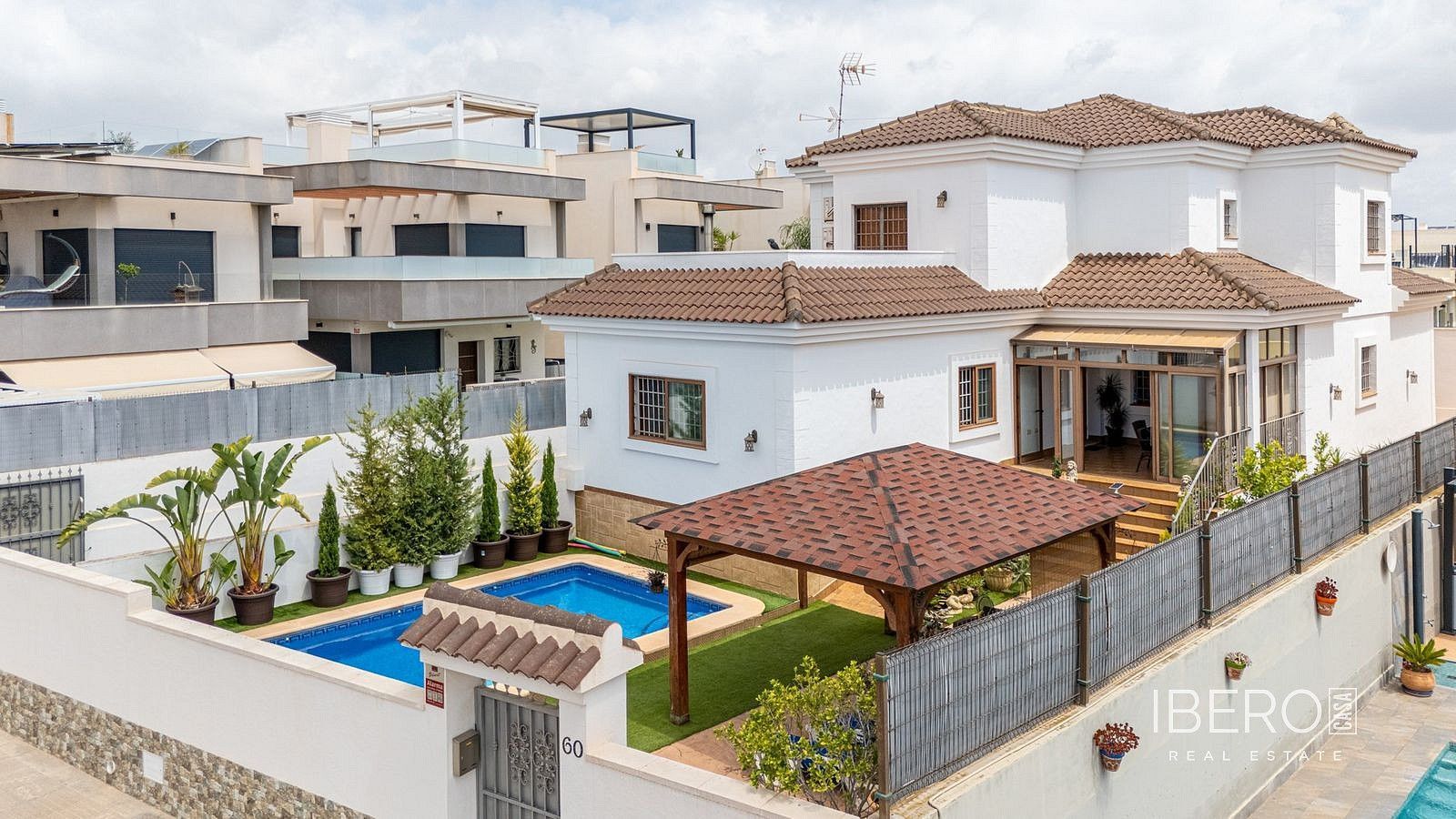 Rodinný dům, 417 m²