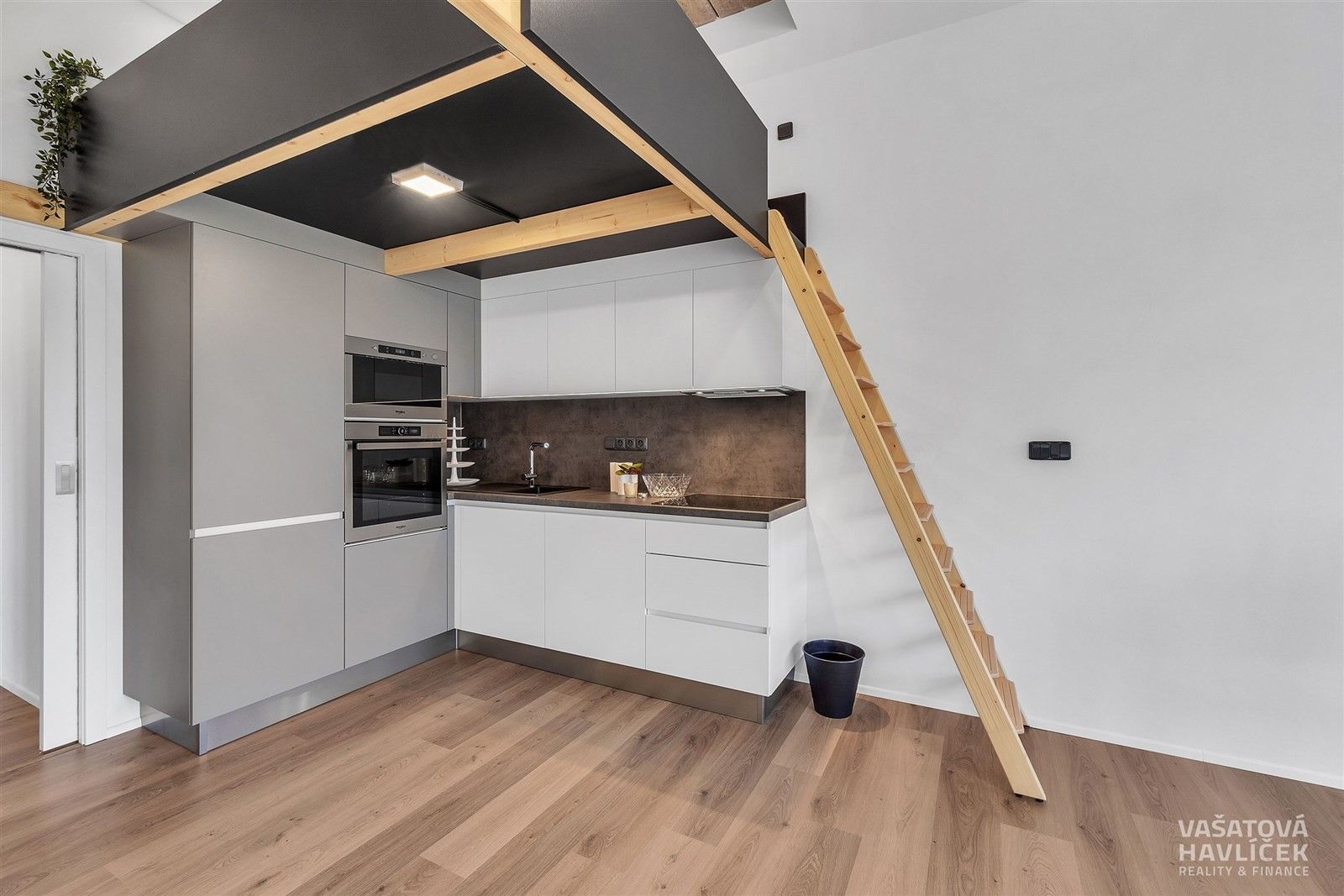 2+kk, Zelená  , Hradec Králové, 69 m²