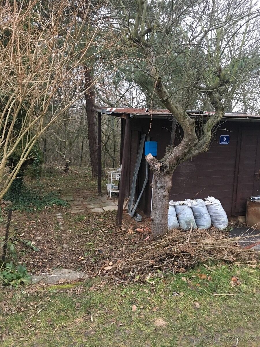 Pronájem zahrada - Praha, 160 00