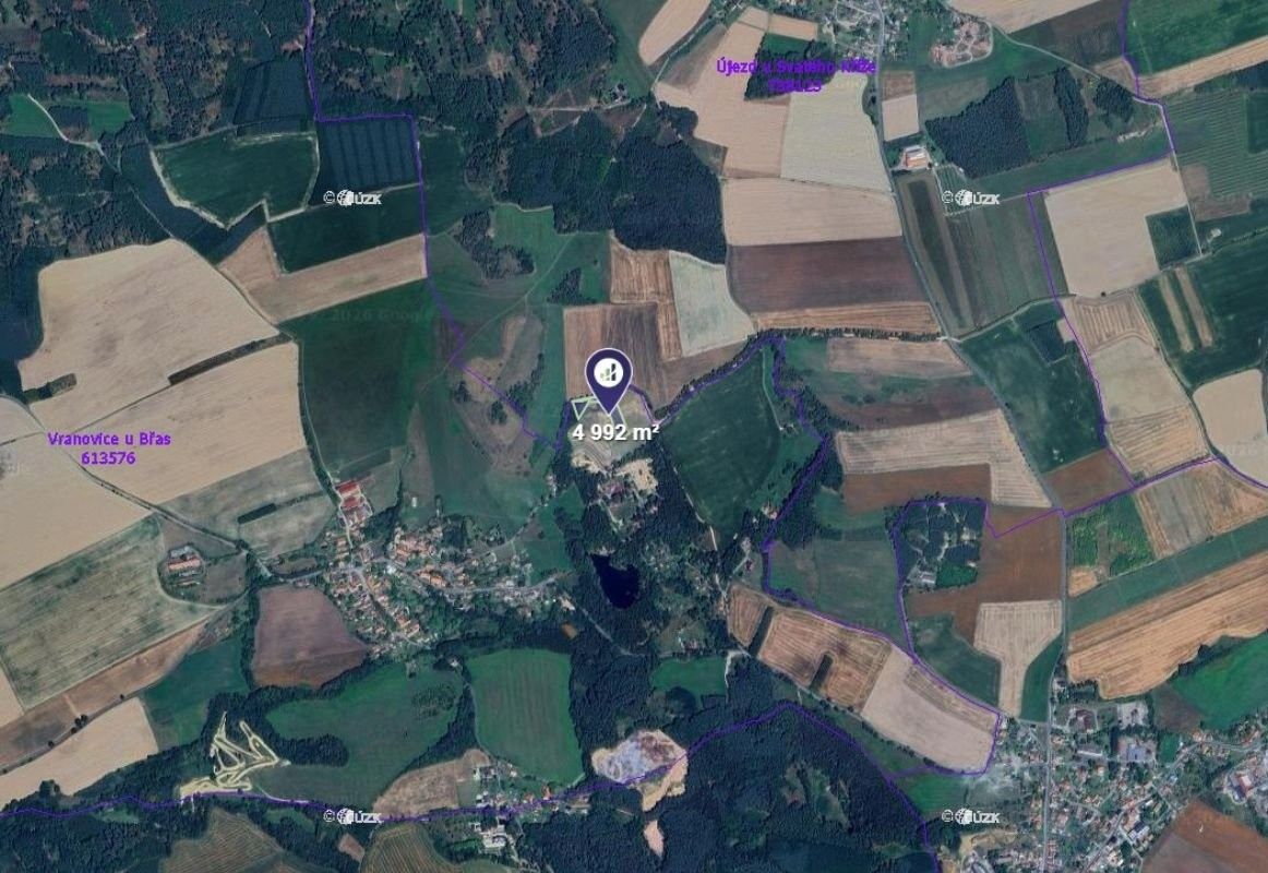 Louky, Břasy, 4 992 m² - 2