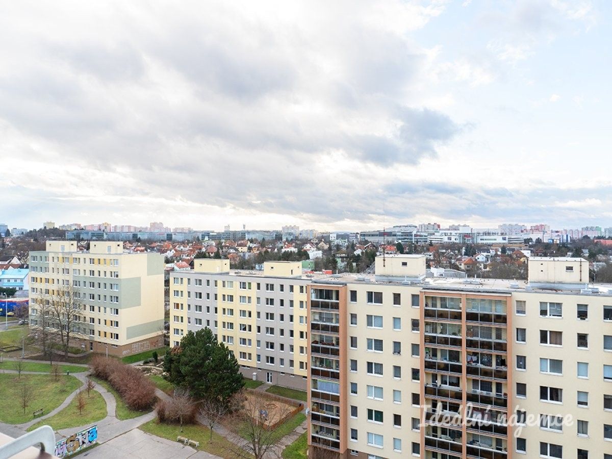 2+kk, Benkova, Praha, 41 m²