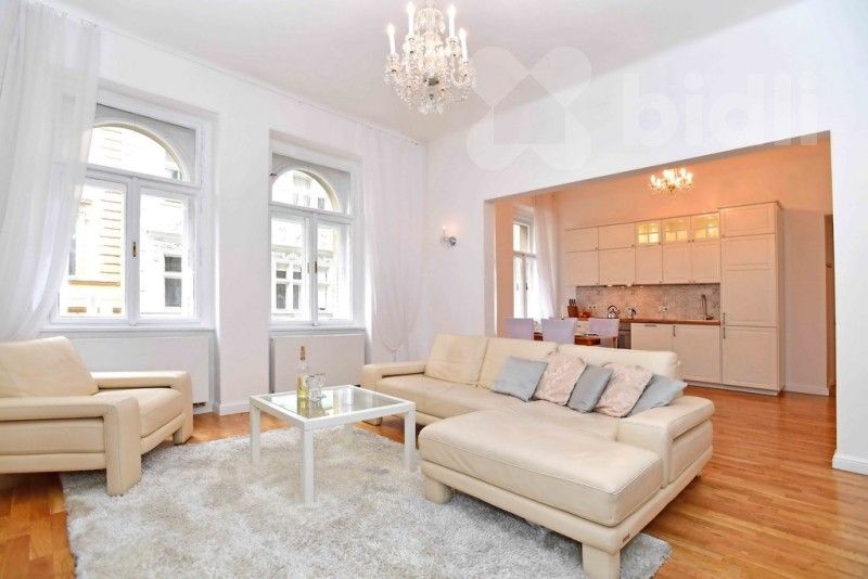 4+kk, Ve Smečkách, Praha, 128 m²