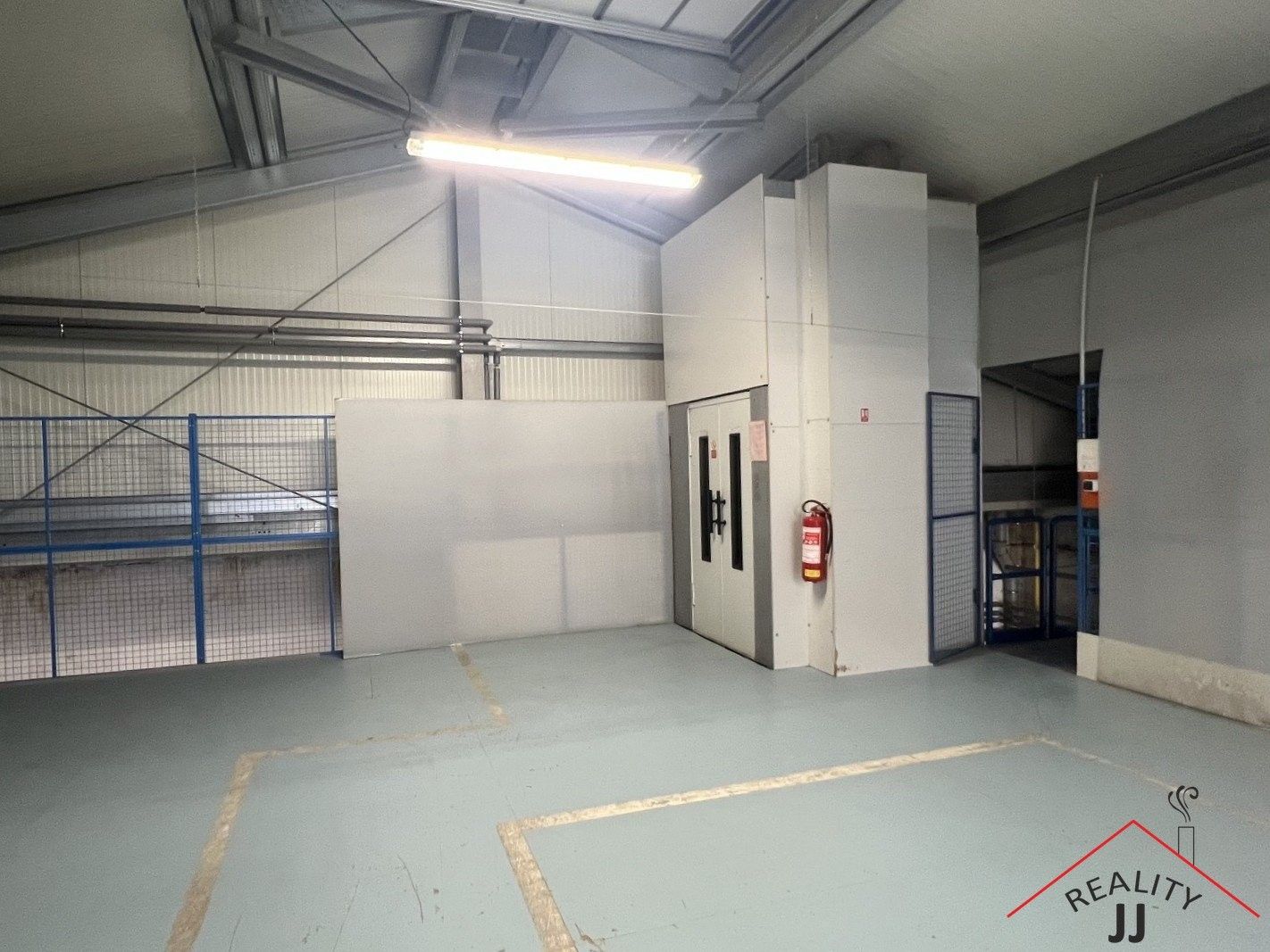 Pronájem sklad - U továren 770, Praha Hostivař, 1 545 m² - 5