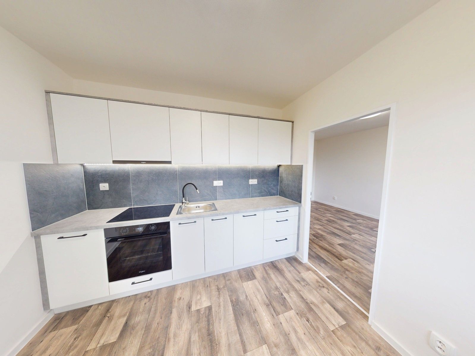 1+1, Gen. Hrušky, Ostrava, 38 m²