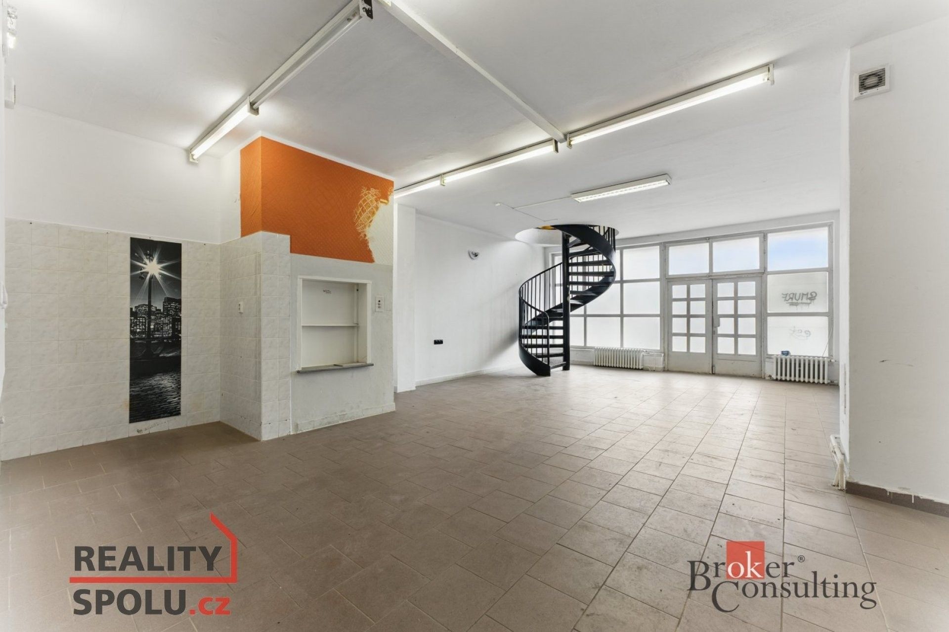 Obchodní prostory, Nádražní, Žďár nad Sázavou, 129 m²