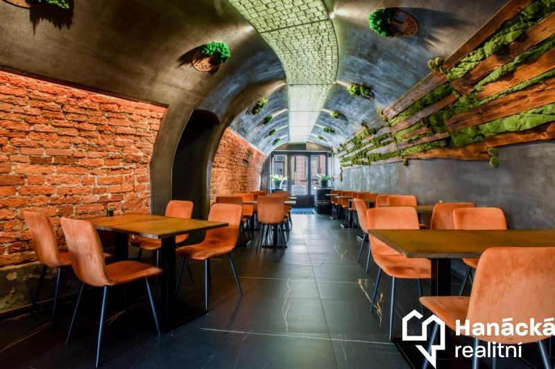 Prodej restaurace - Lafayettova, Olomouc, 200 m²