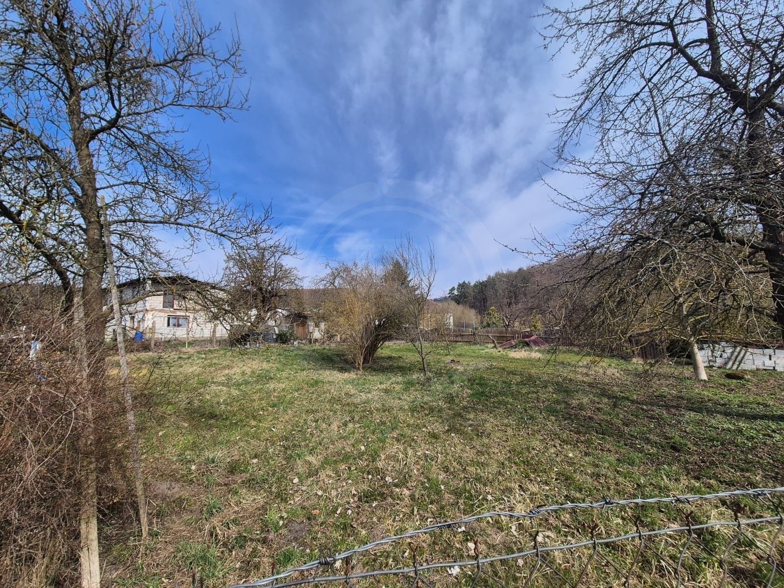Pozemek pro bydlení, 1 074 m²