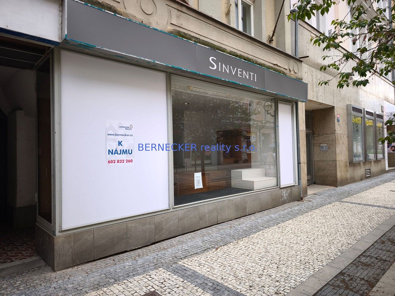 Obchodní prostory, Švehlova, Hradec Králové, 85 m² - 1
