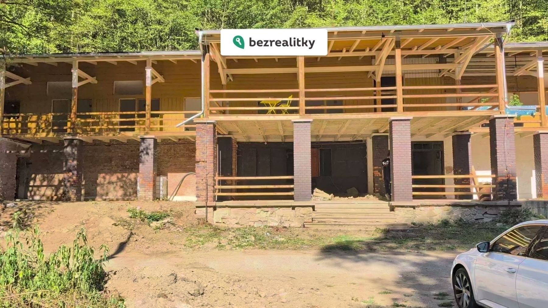Prodej rodinný dům - Sentice, 540 m² - 2
