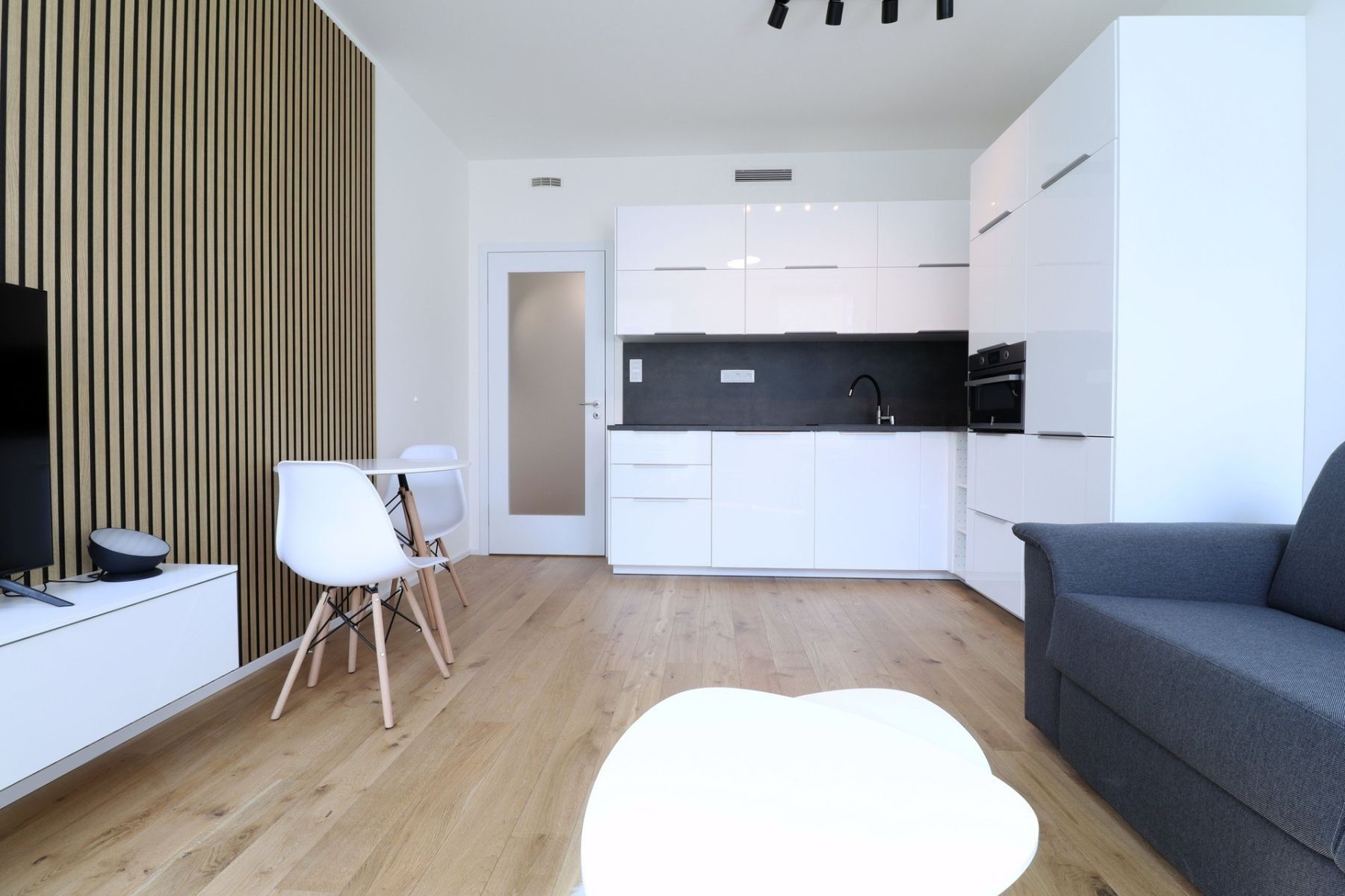 1+kk, Nádražní, Praha - Smíchov, 29 m² - 1