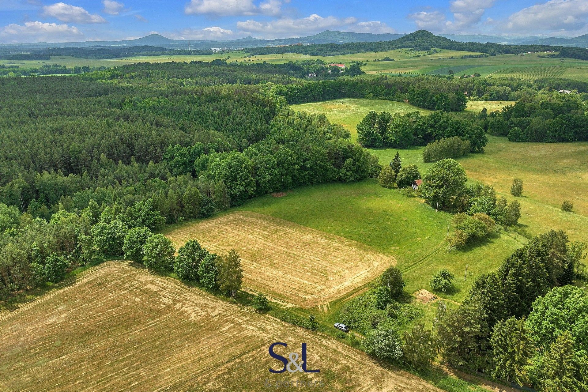 Pozemek pro bydlení, 3 160 m²
