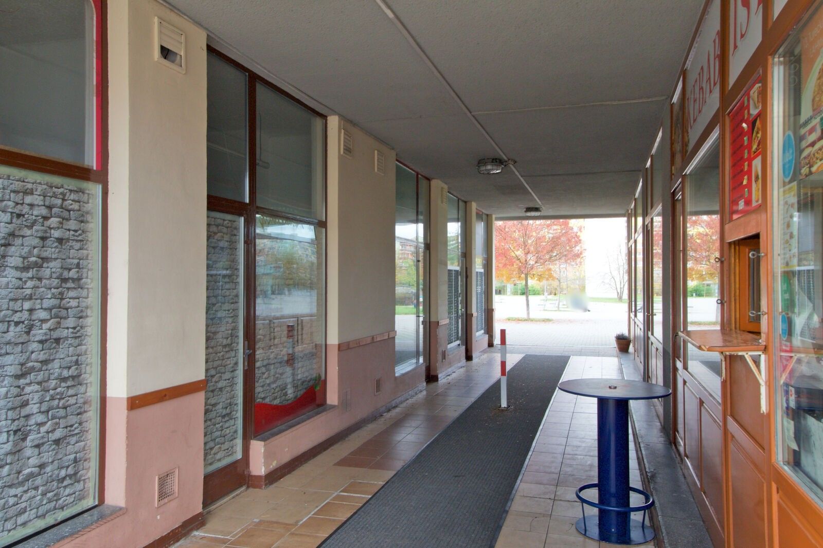 Pronájem obchodní prostory - Karla Steinera, Plzeň, 18 m²