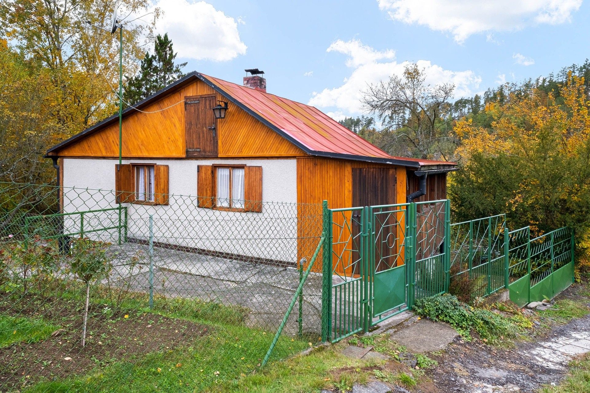 Prodej chata - Kácovec, Tichonice, 46 m²