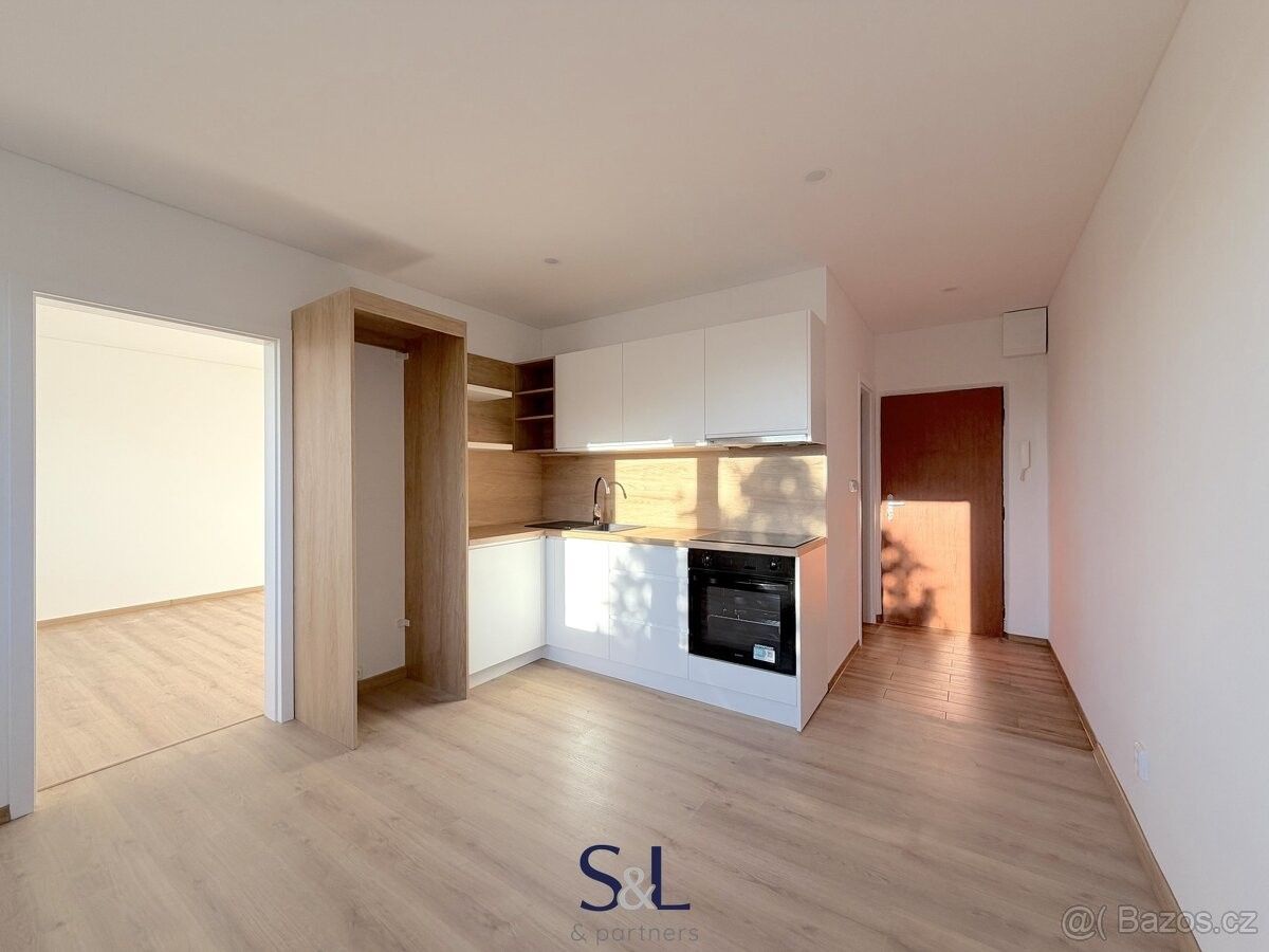 Pronájem byt - Nový Bor, 473 01