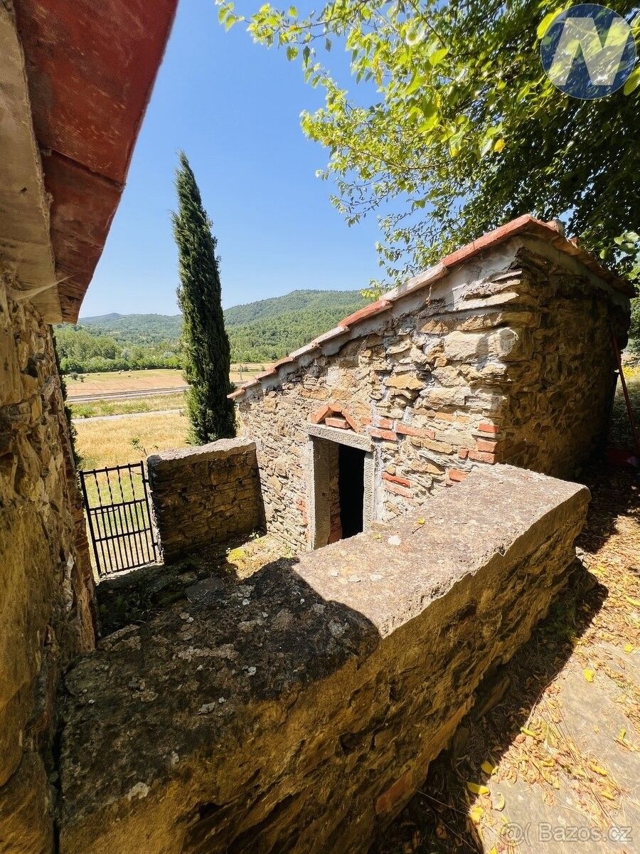 Prodej rodinný dům - 987 66, Zahraničí