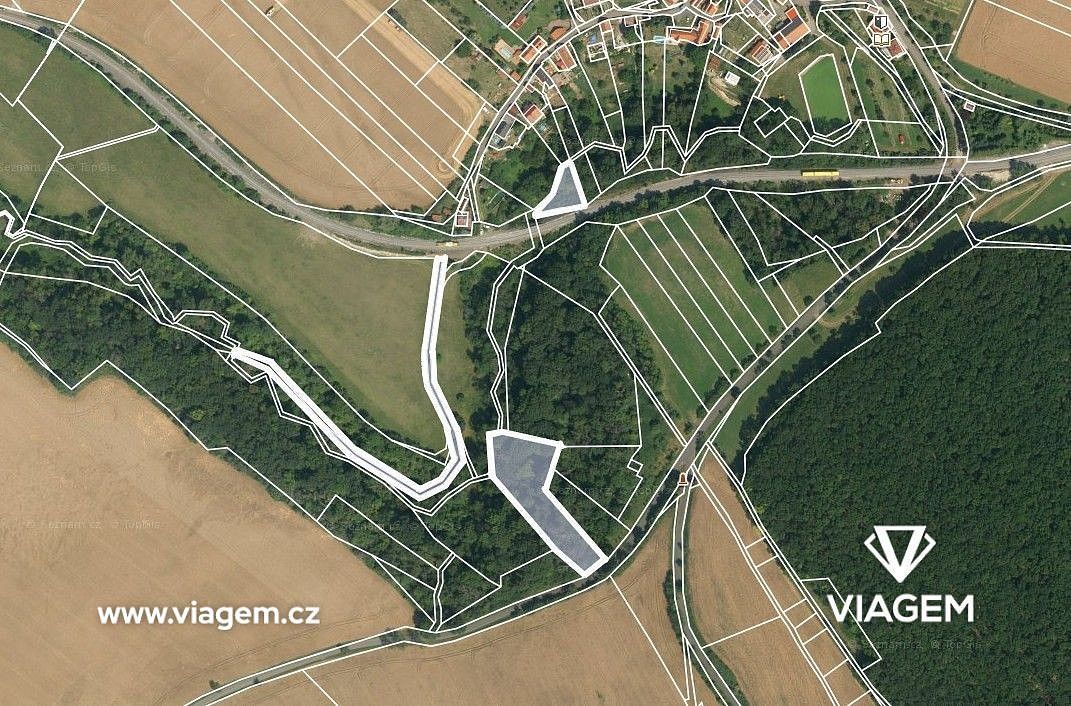 Les, 3 511 m²