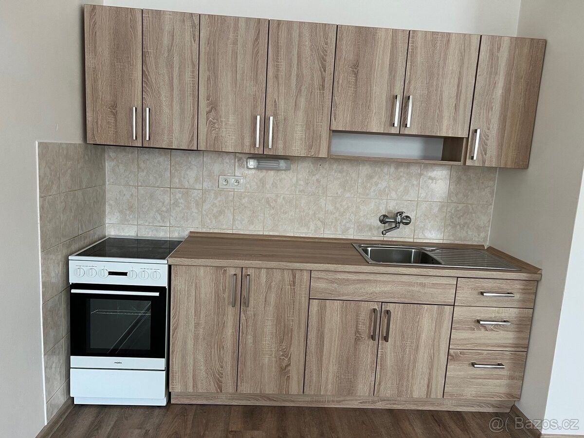 Byty, Chomutov, 430 01 - 2