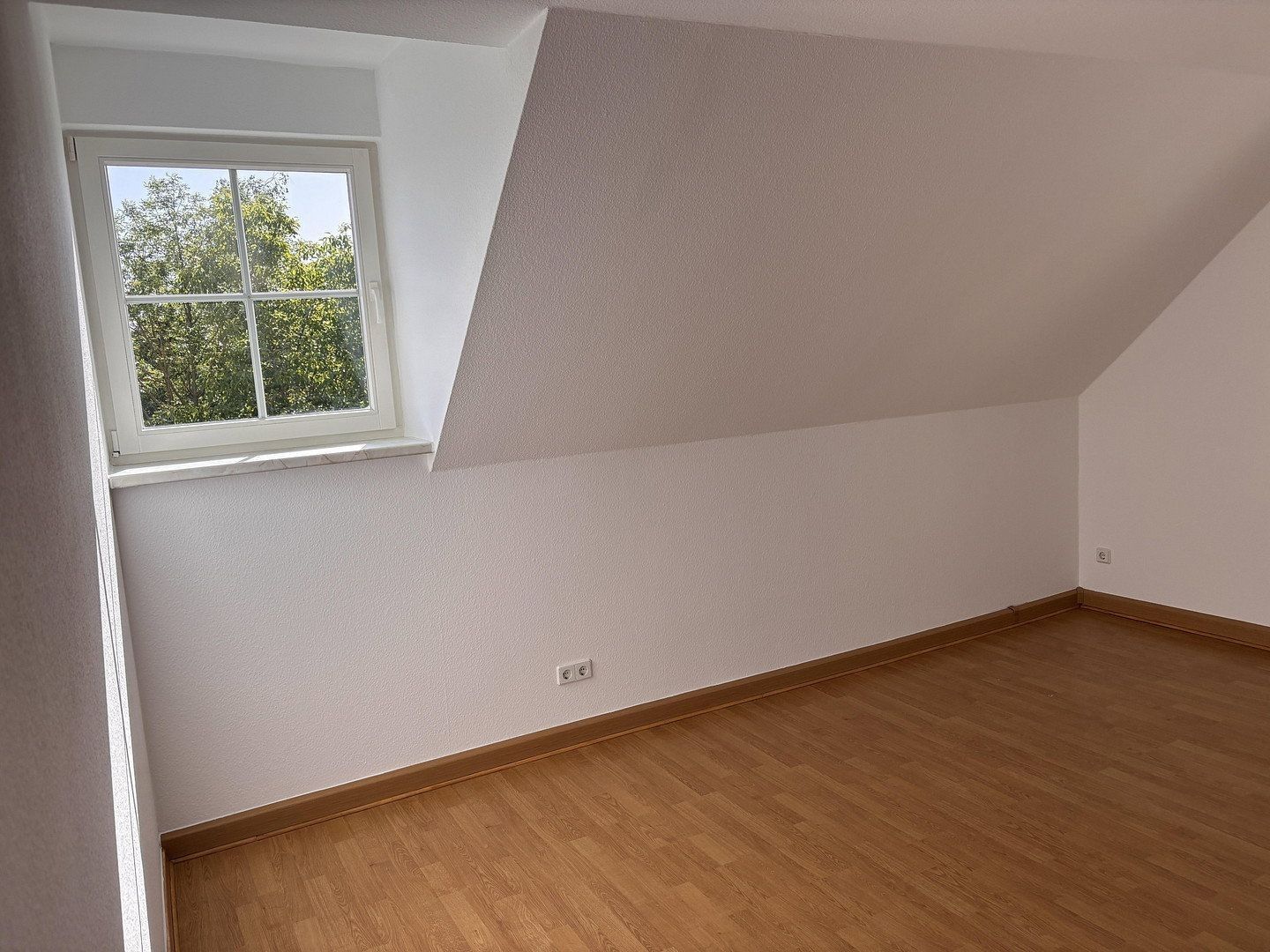 Byt 2+kk · 70 m² · Dora-Helene-Str. 1, , Sasko - 3