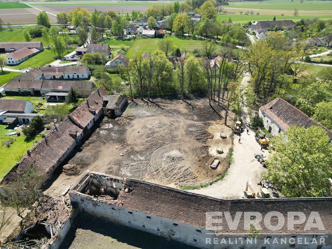 Prodej chalupa - Dříteň - Radomilice, okres České Budějovice, Jihočeský kraj, 6 254 m² - 5