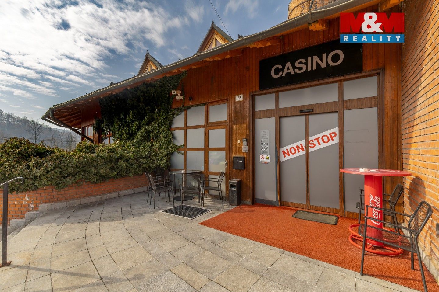 Restaurace · 2 100 m² · Černotín - 3