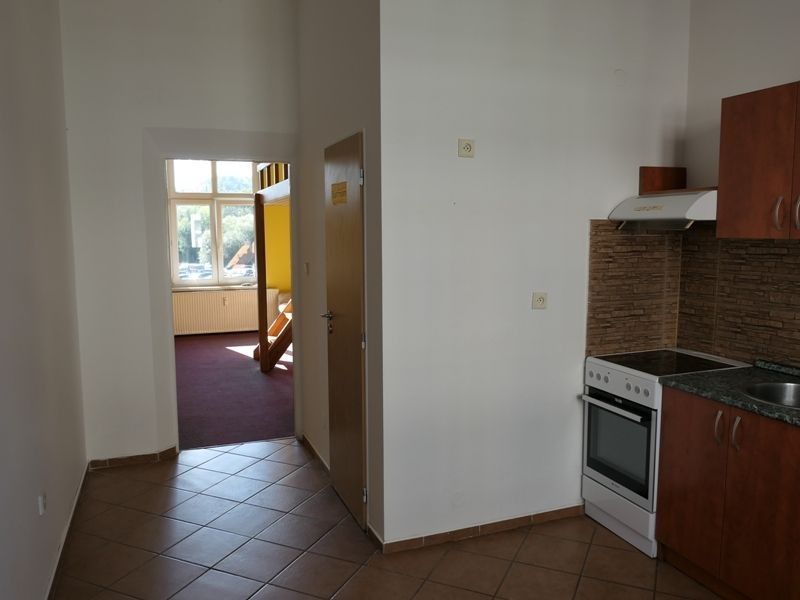 Prodej byt 2+kk - Husovo náměstí, Náchod, 36 m²