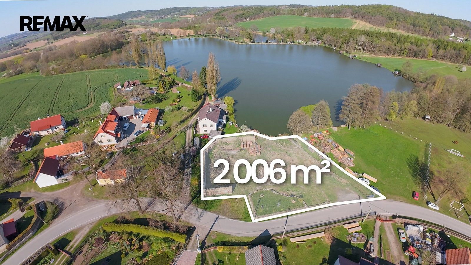 Pozemek pro bydlení, 2 006 m²