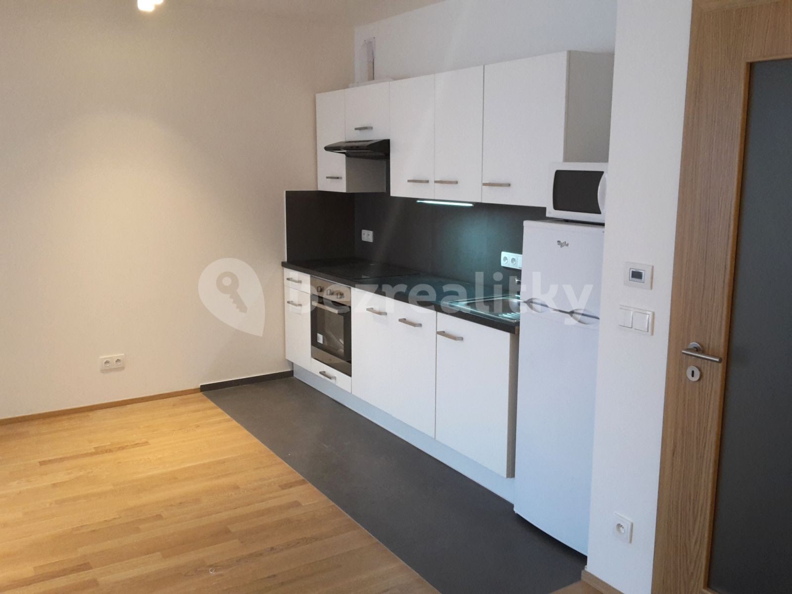 1+kk, Čumpelíkova, Praha - Kobylisy, 32 m² - 2