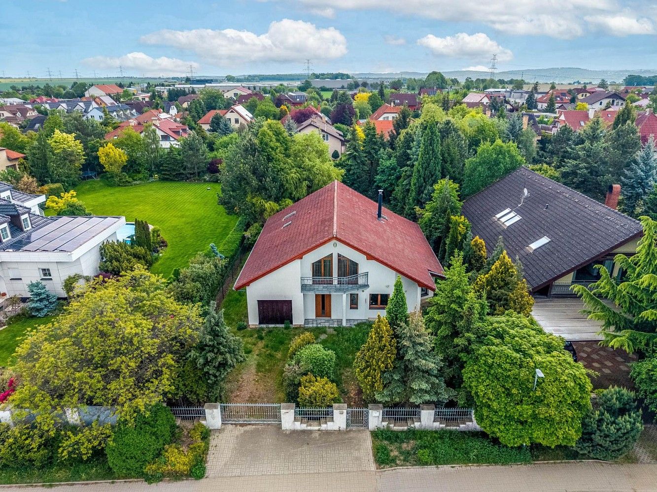 Rodinný dům, 244 m²