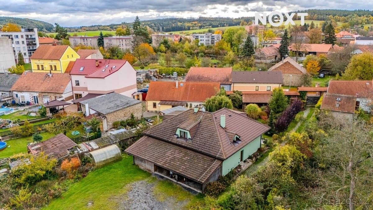 Prodej rodinný dům - Neveklov, 257 56