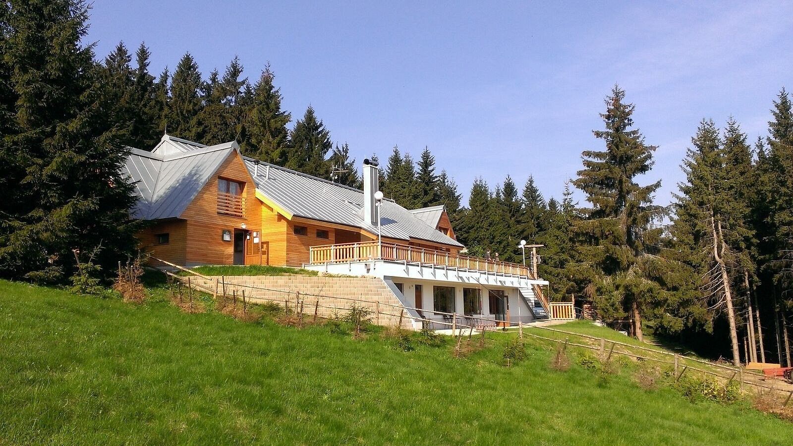 Ubytovací zařízení, Bílá, okres Frýdek-Místek, Moravskoslezský kraj, 685 m² - 2