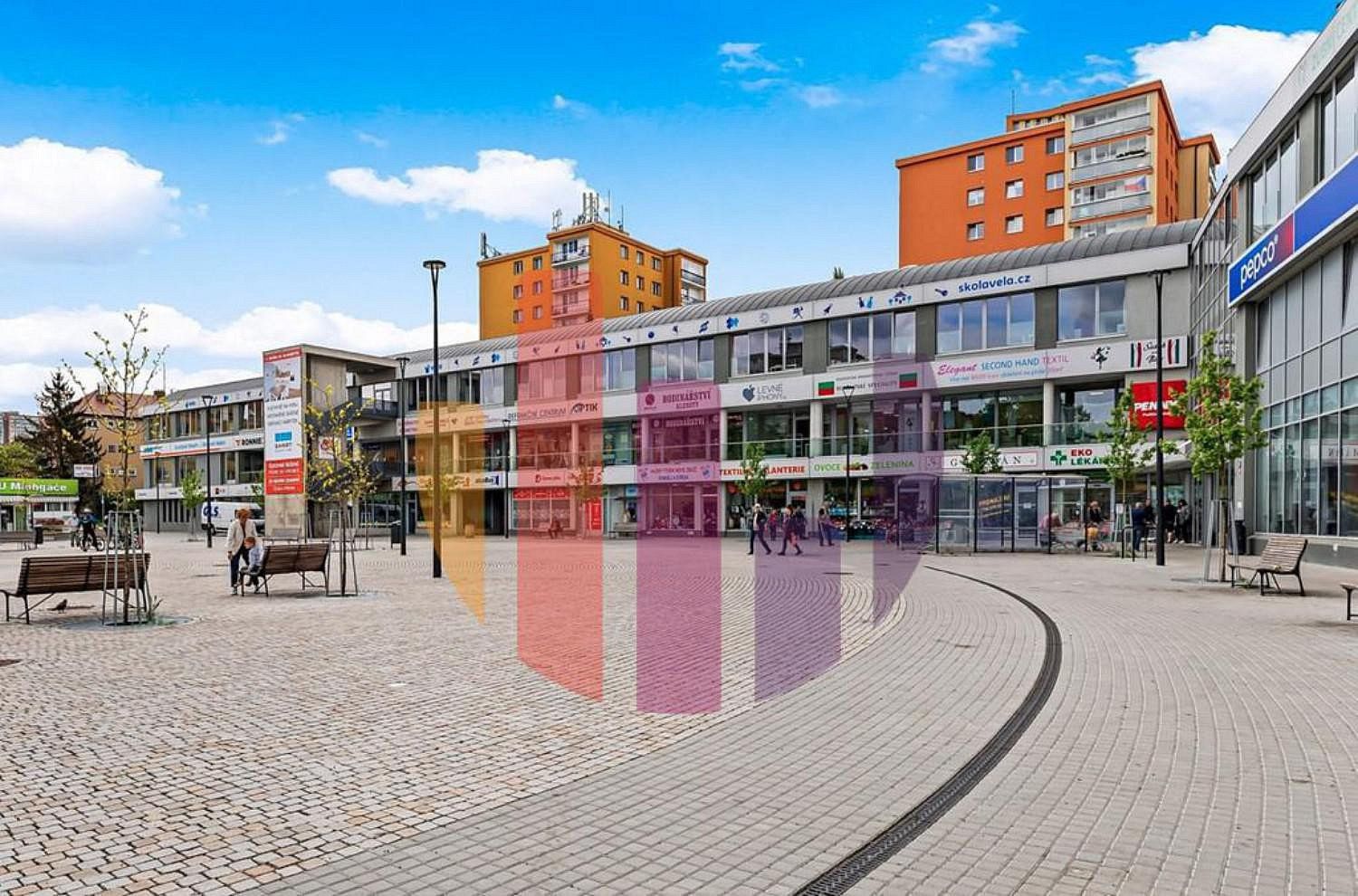 Obchodní prostory · 111 m² · Praha - Hloubětín, okres Praha 14, Hlavní město Praha - 4
