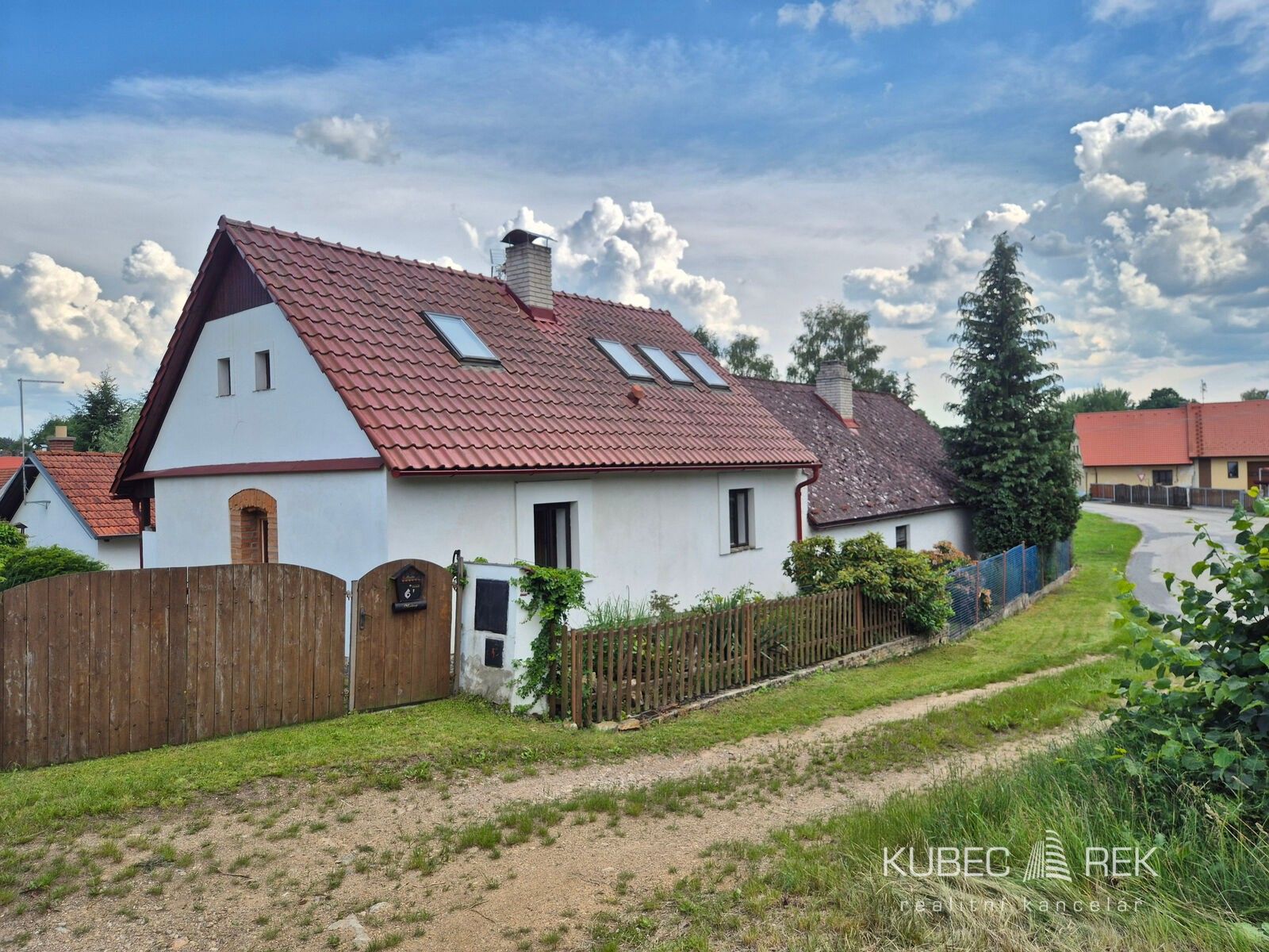 Rodinné domy, Jedlany, 112 m²