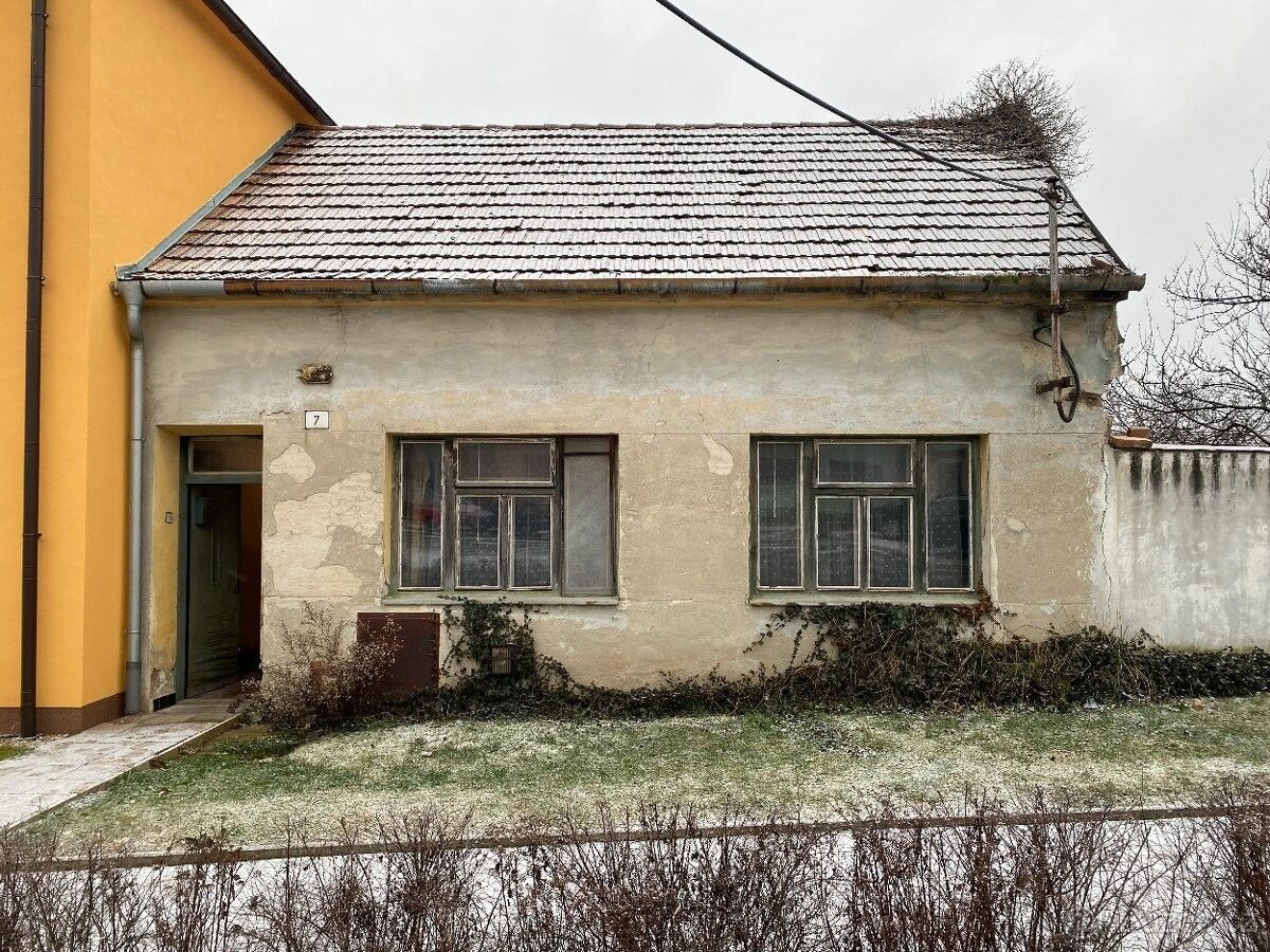 Prodej pozemek pro bydlení - Rakvice, 691 03