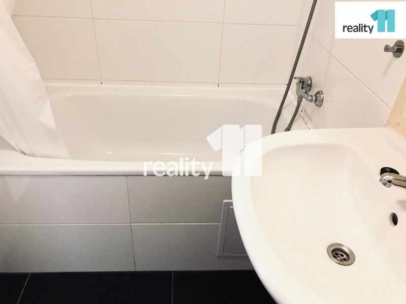 Byt 1+kk · 24 m² · Českobrodská, Praha - 3