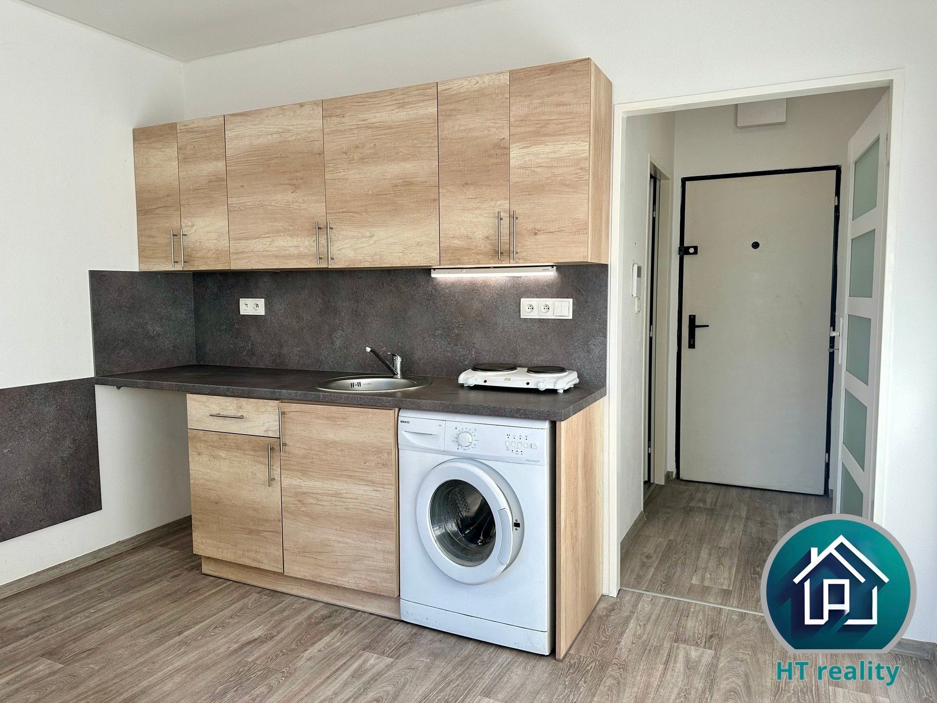 Prodej byt 1+kk - Na Vyhlídce, Kaplice, 23 m²